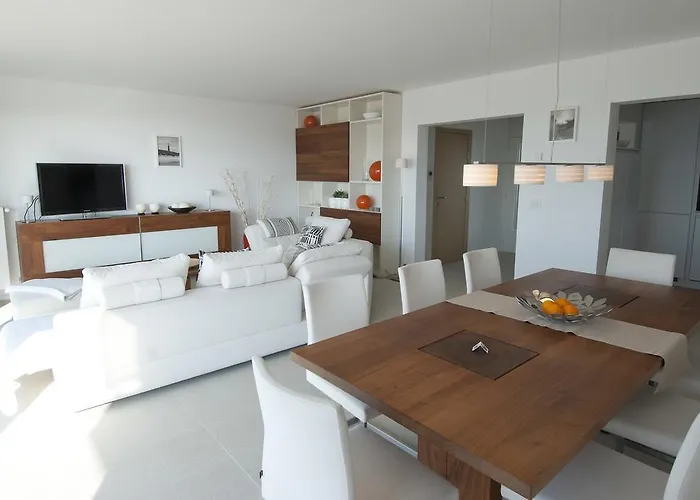 - Silverbeach De Haan